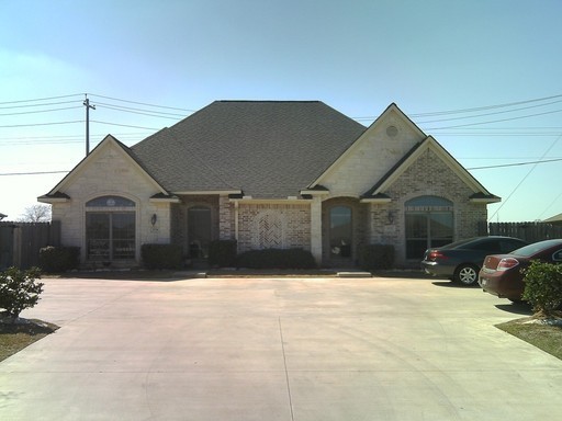 College Station House: 3820 Oldenburg Ln