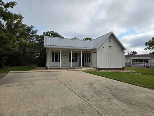College Station (Karnes City Cottages) - 2 Bedroom - 2 Bath - House - West of Easterwood Airport – photo 1