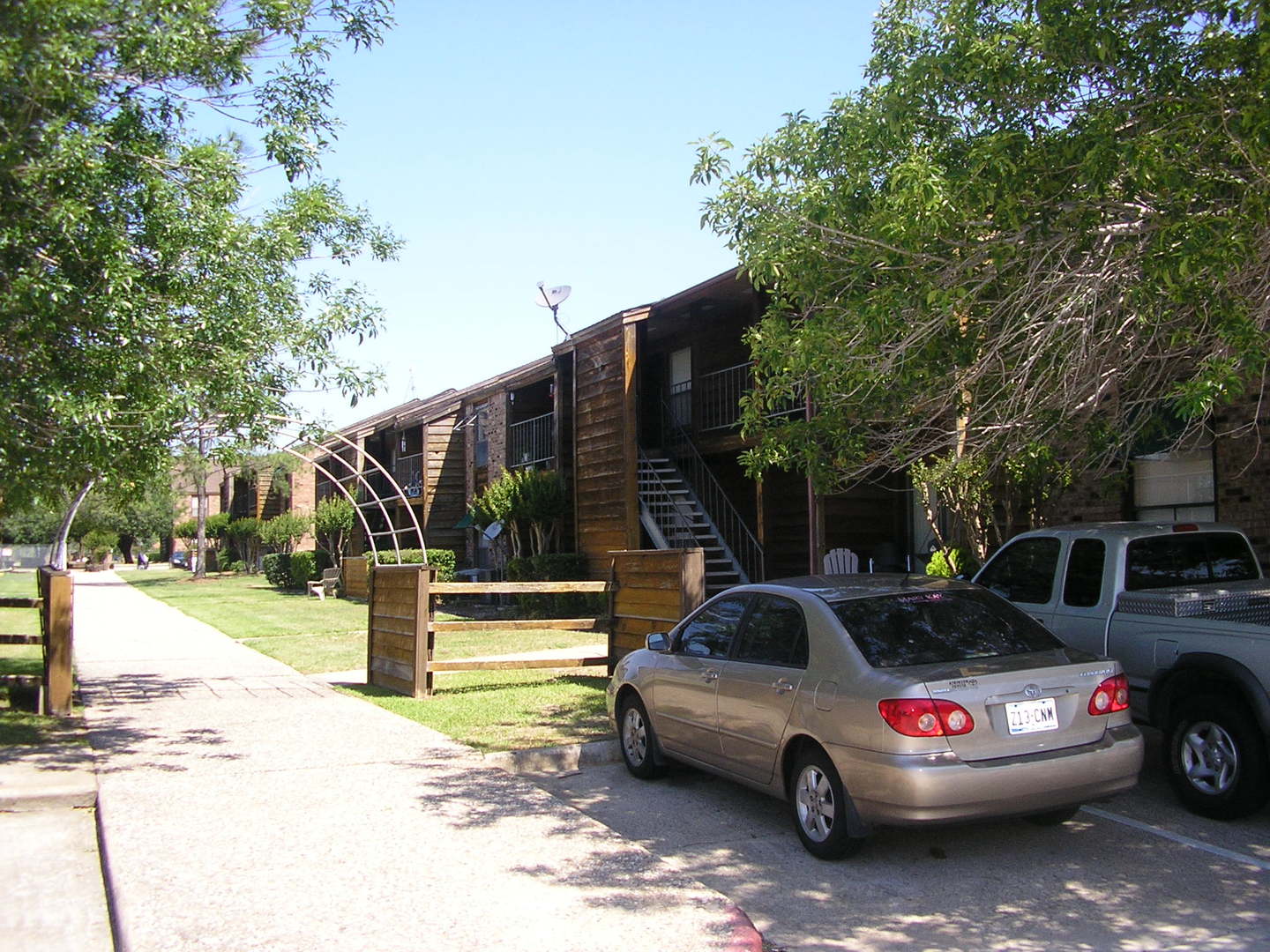 College Station Apartment: 904 University Oaks Blvd. #93