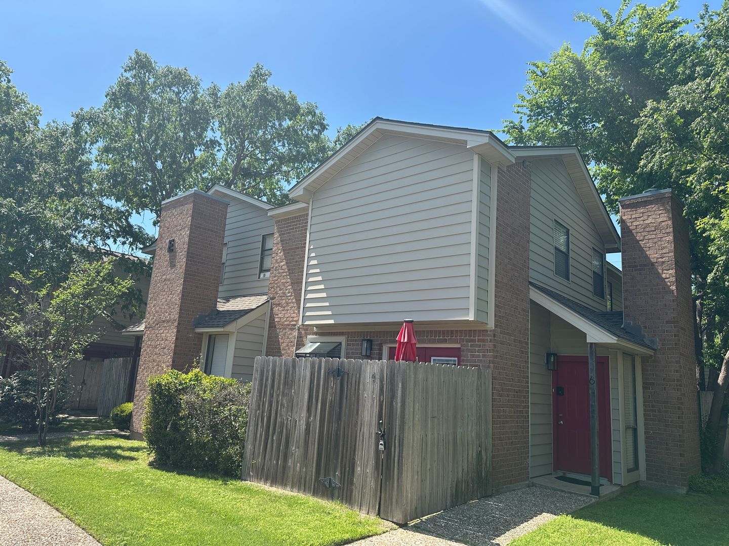 College Station House: 1904 Dartmouth St E4