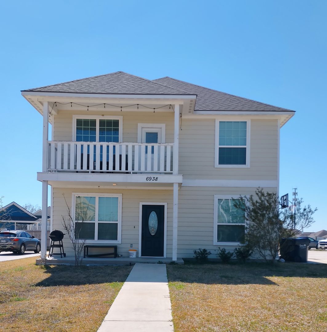 College Station Apartment: 6938 Halter Loop