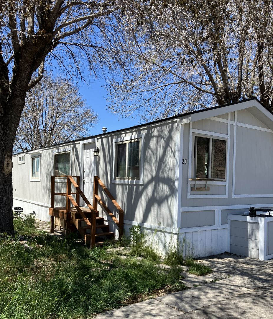 Pocatello Apartment: 4930 South 5th Ave.