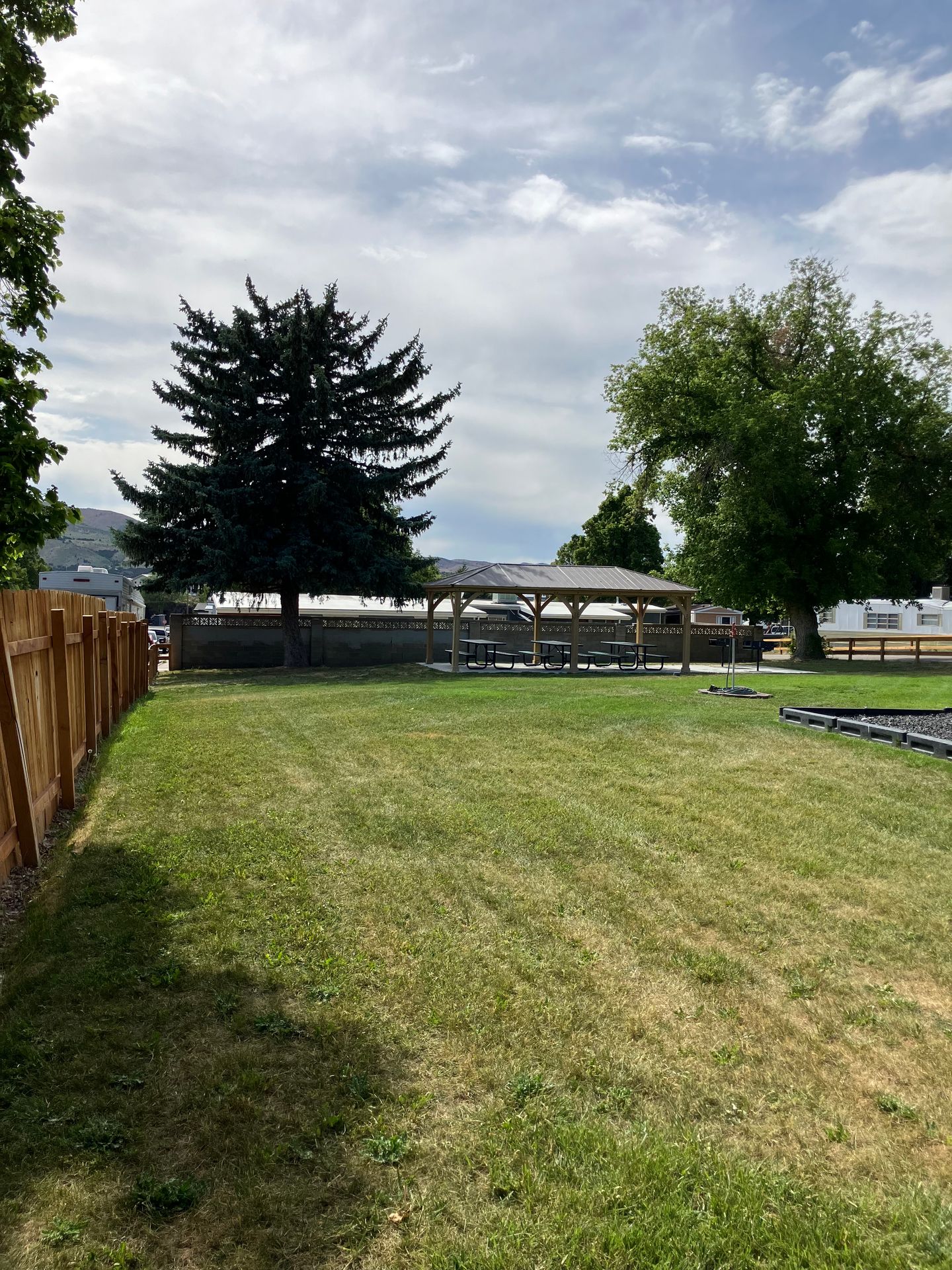 Pocatello Apartment: 4930 South 5th Ave.