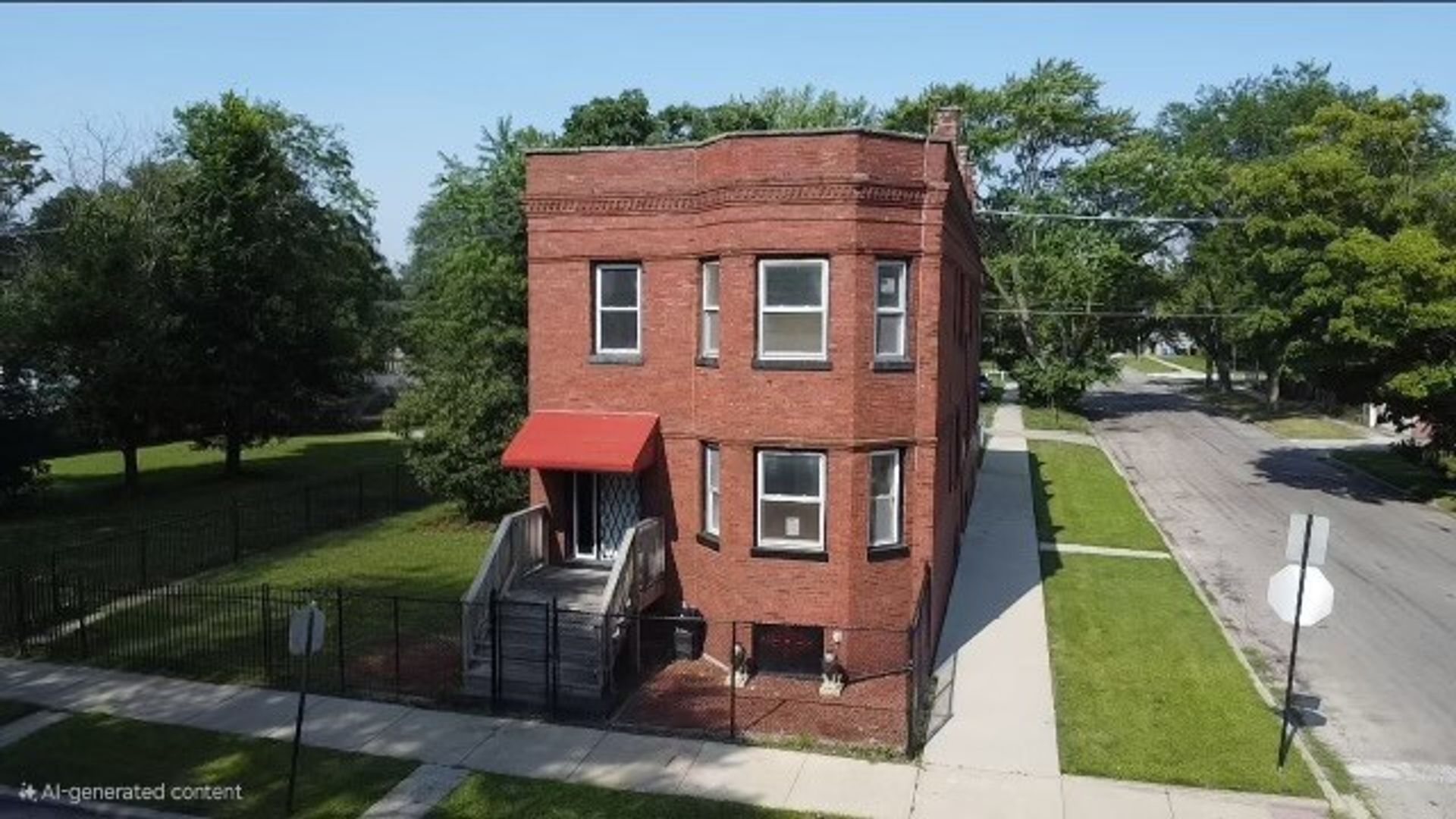 Chicago Apartment: 5200 S Carpenter St
