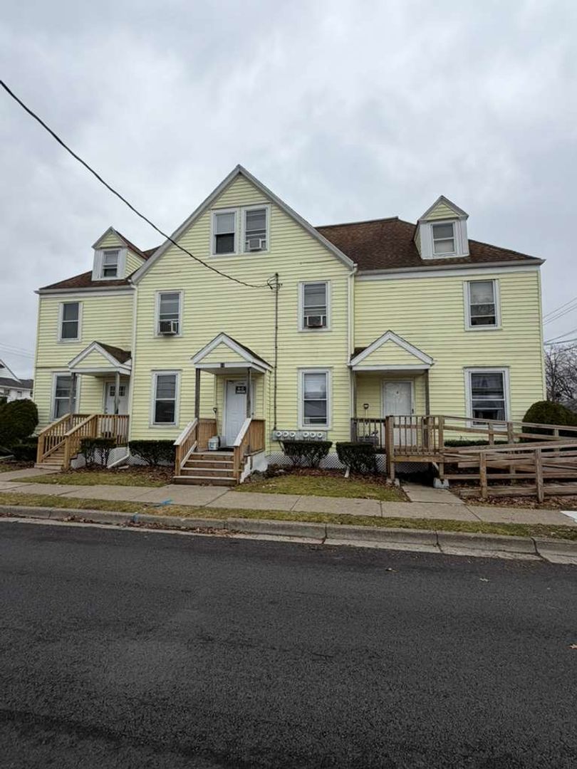 Johnson City Apartment: 11 Dayton St
