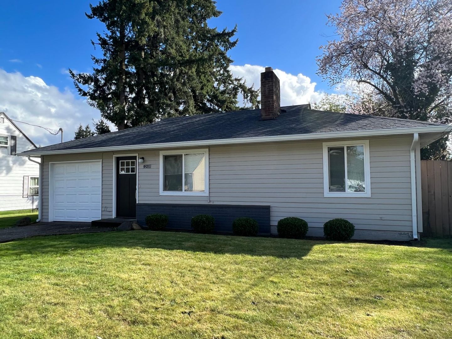 Portland House: 12430 Southeast Market Street