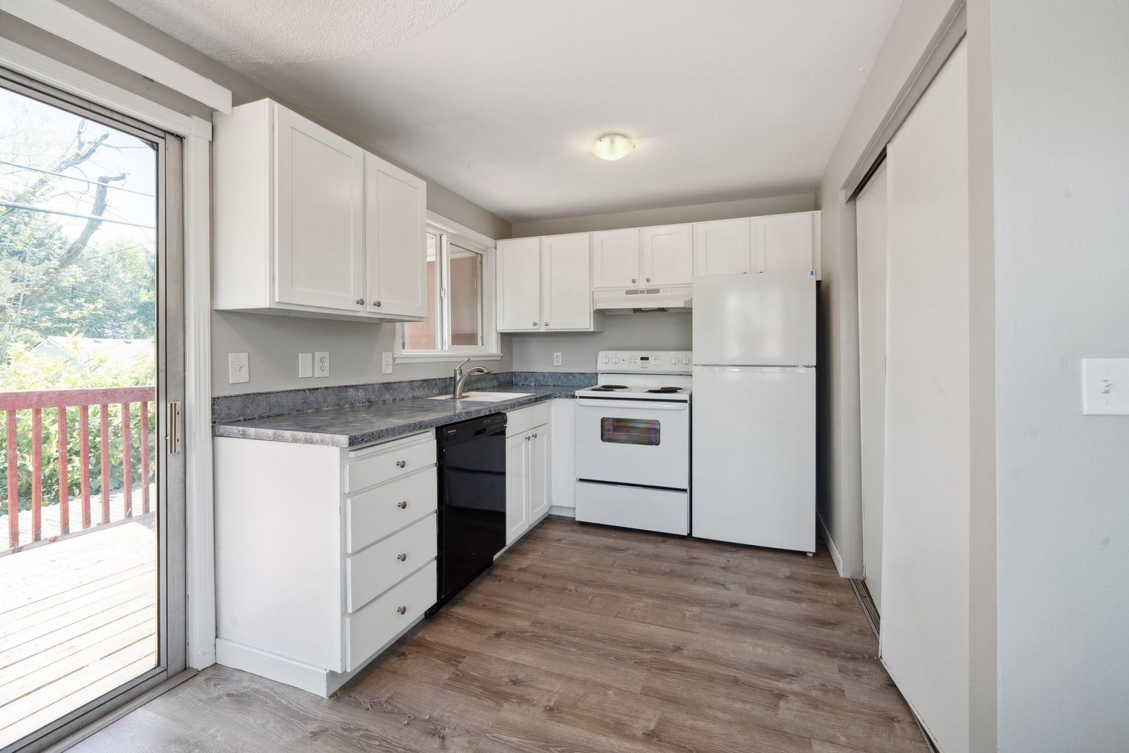 3420 SW 125th Avenue Beaverton, OR 97005 11 of 12