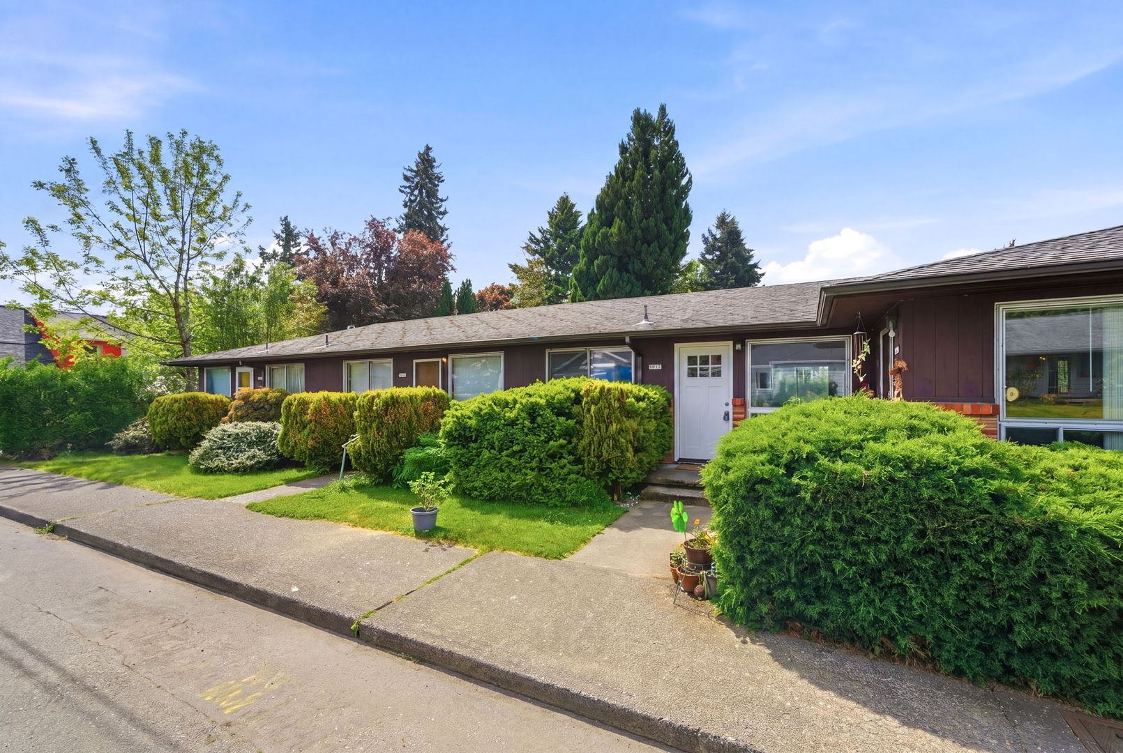Portland Apartment: 7110 SE Grant Street
