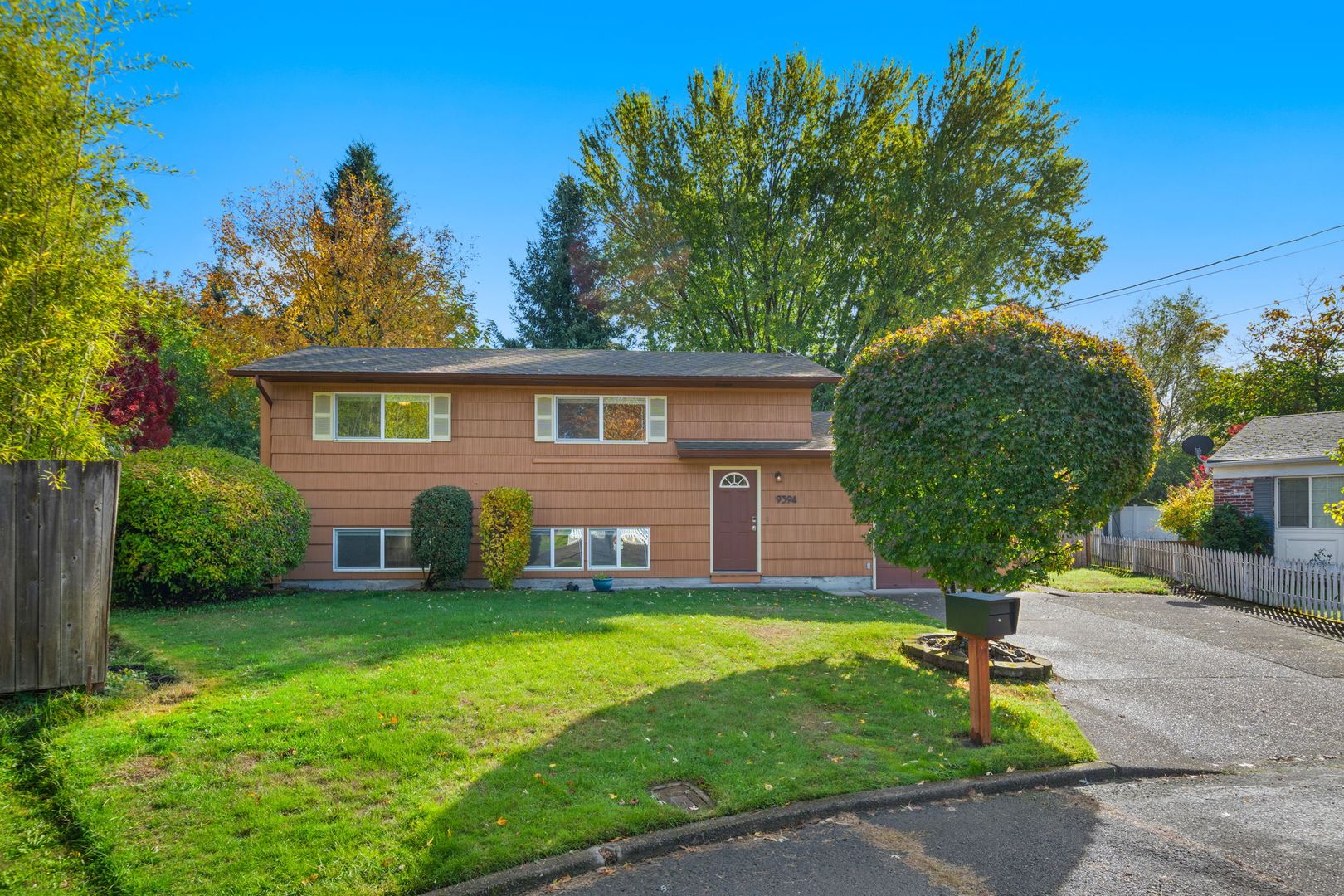 Milwaukie House: 9394 SE Mason Circle