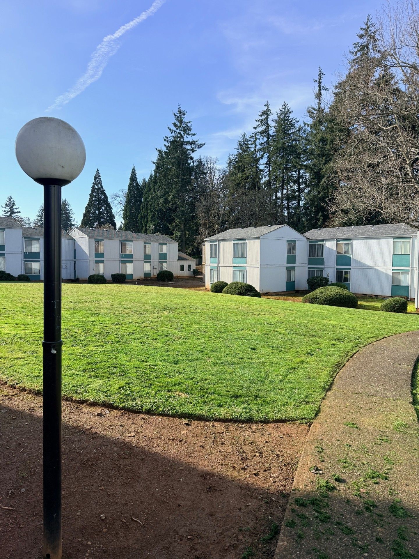 MF 40 - Sunnyside Village 3 of 12