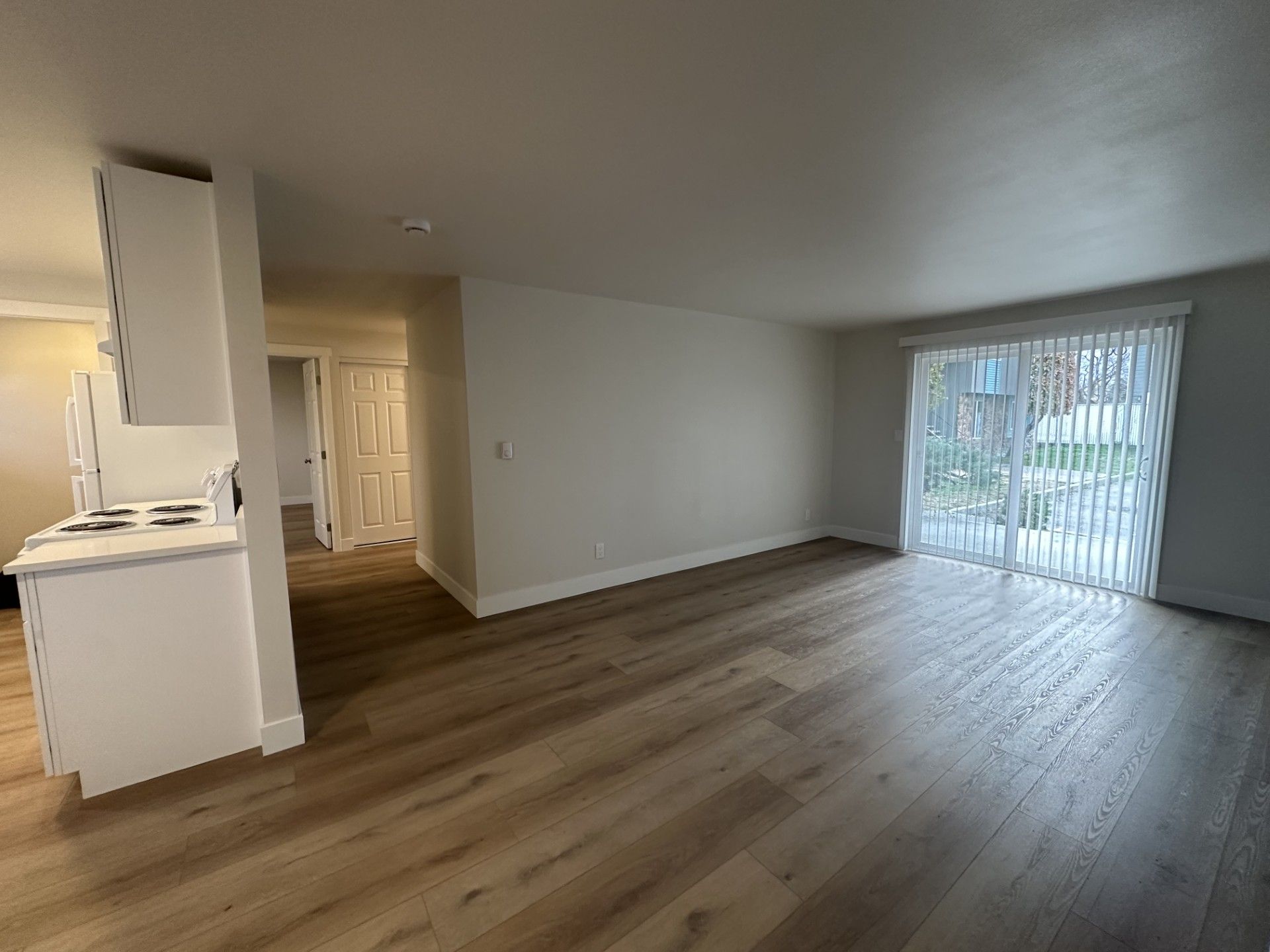 MF 36 - Columbia Villa Apartments 8 of 12