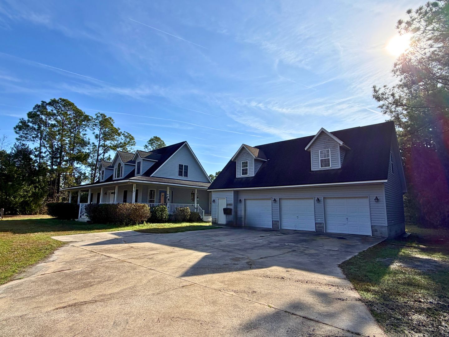 Woodbine House: 1818 Union Carbide Rd.