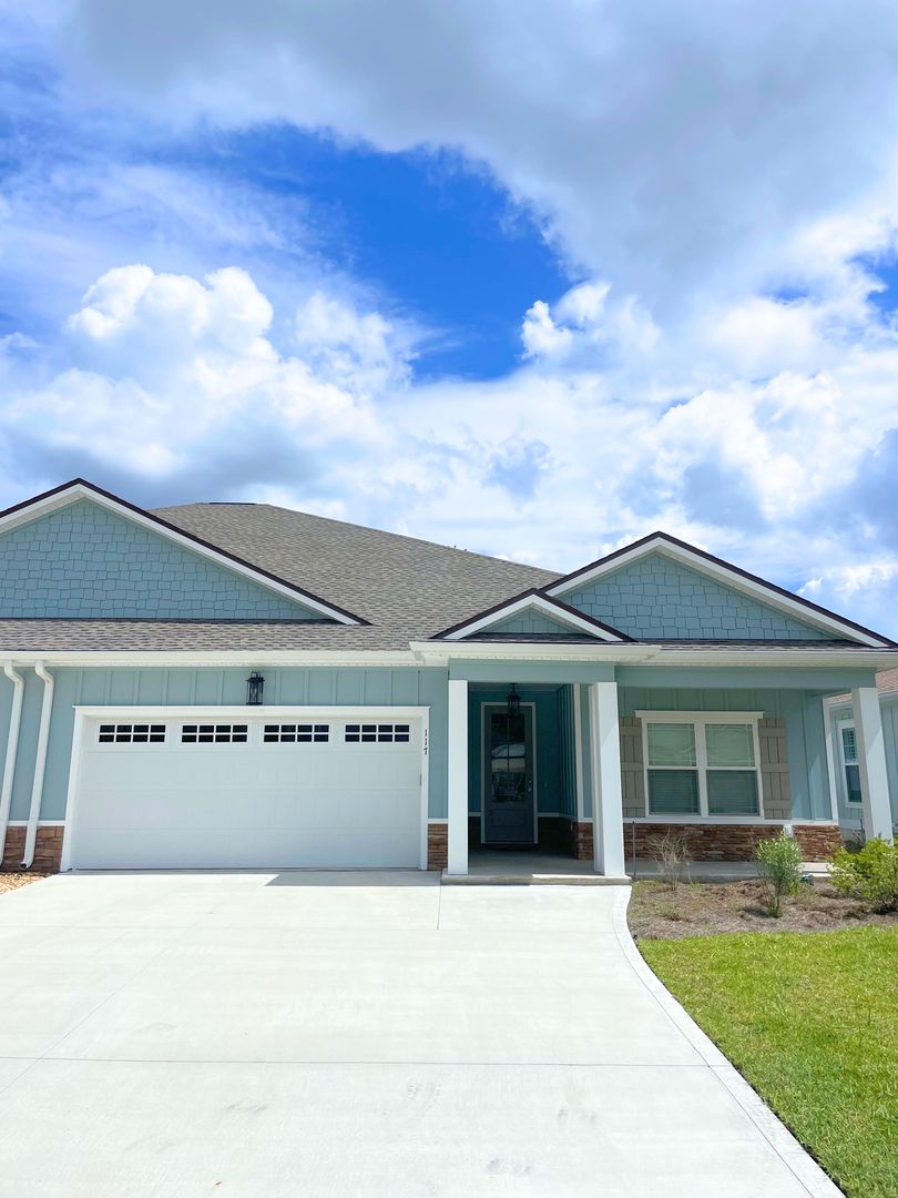 Kingsland House: 117 Green Turtle