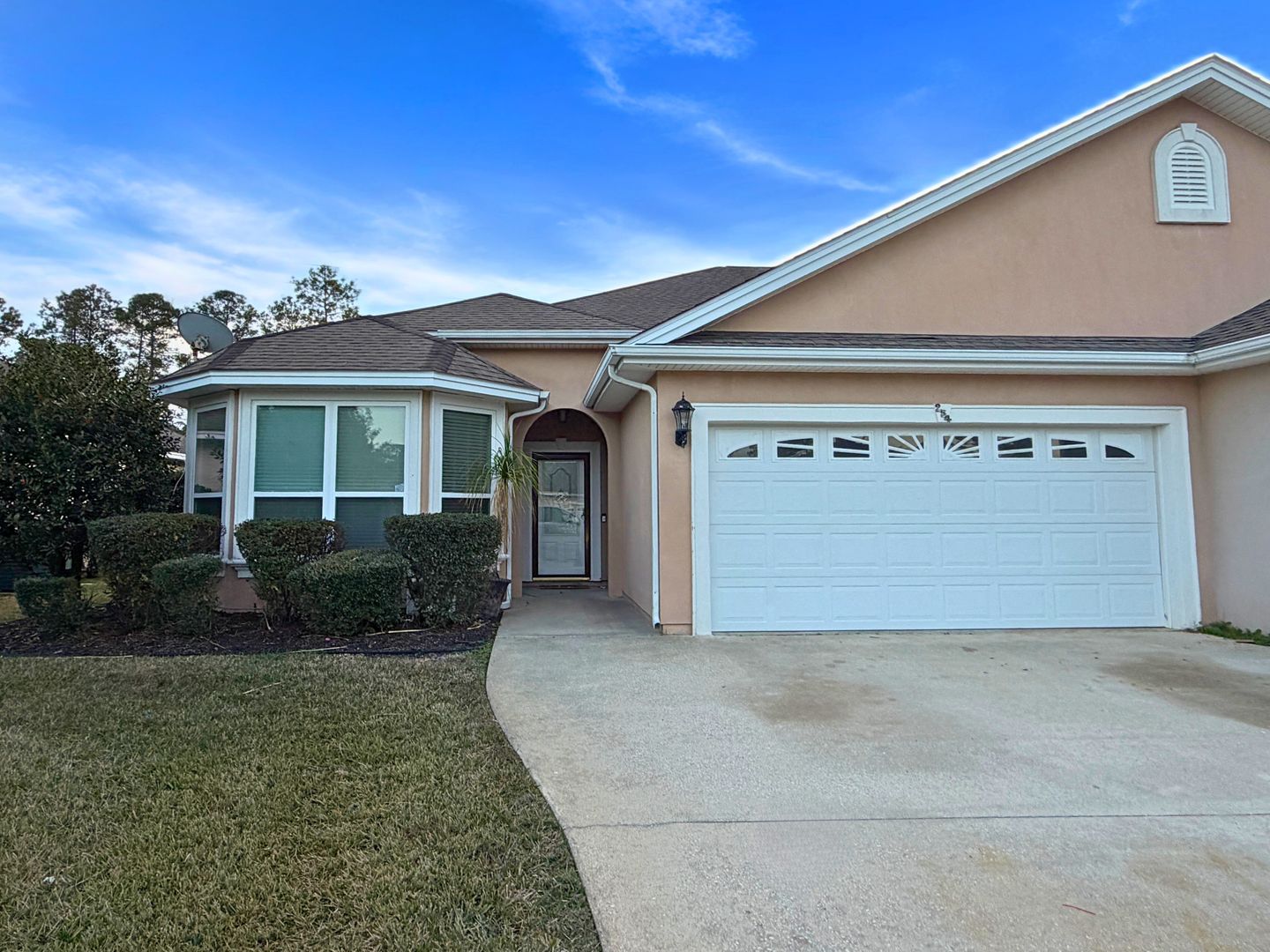 Kingsland House: 254 Laurel Landing Blvd.