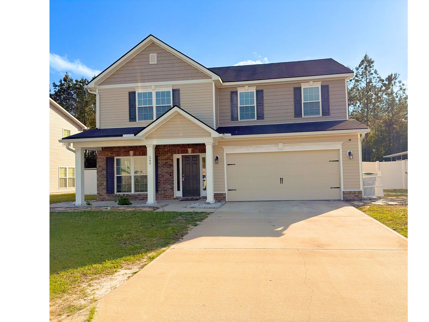 Kingsland House: 249 Daniel Trent Way