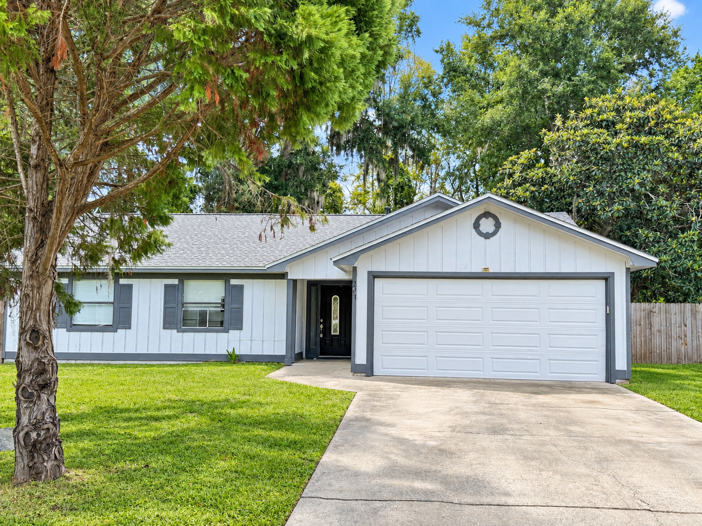 St. Marys House: 204 Sunnyside Dr.