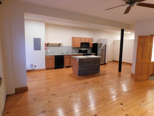 1 bedroom 1 bath loft on Walnut – photo 1