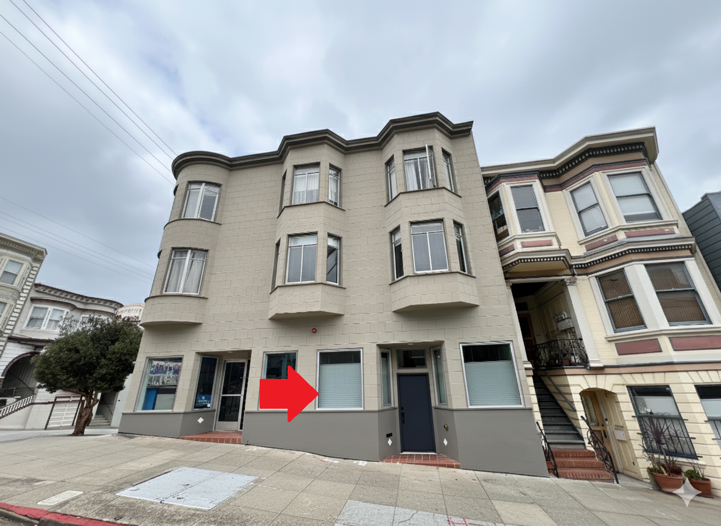 San Francisco Apartment: 2100 Jones St