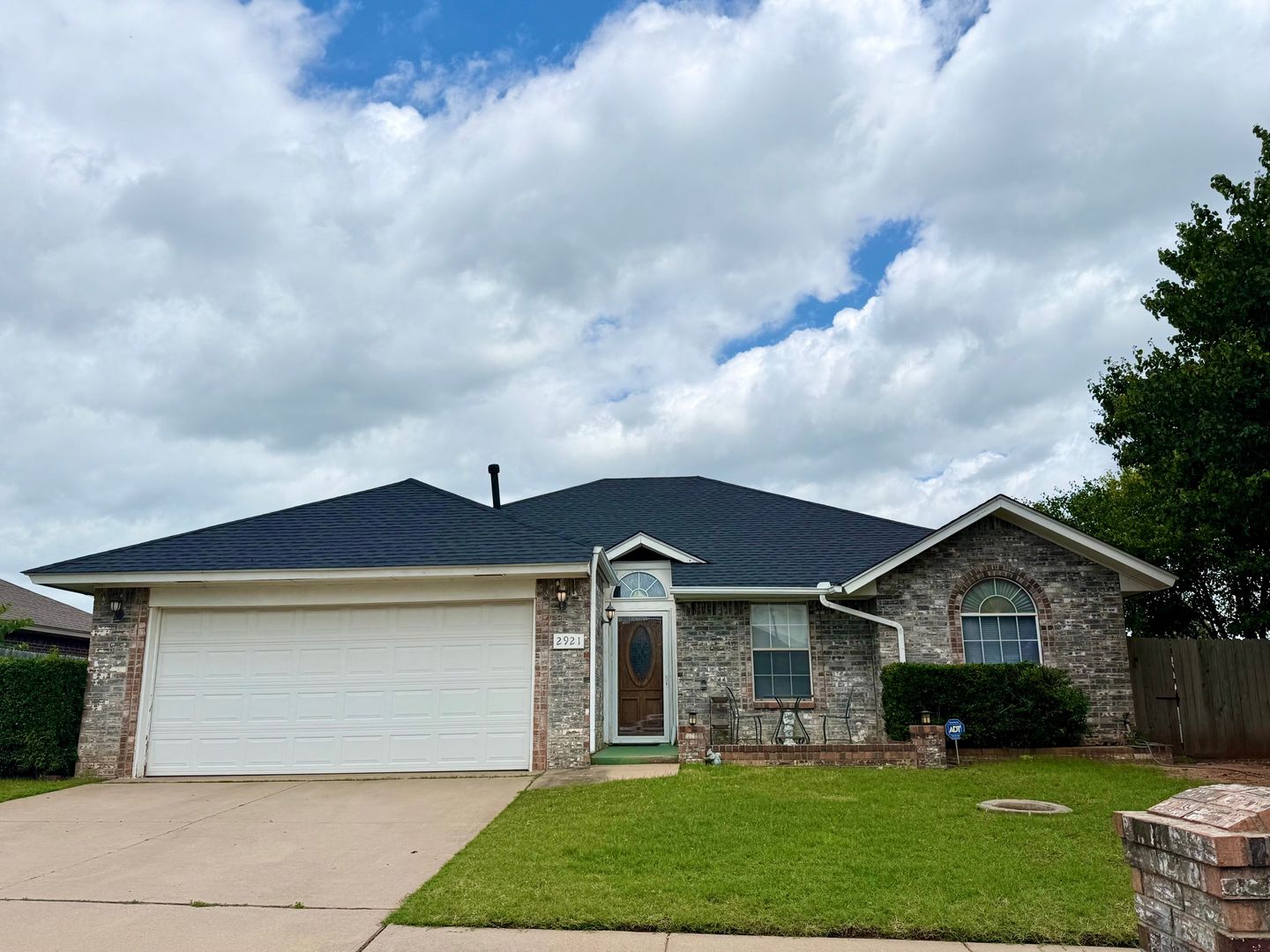 Norman House: 2921 Rockingham Drive