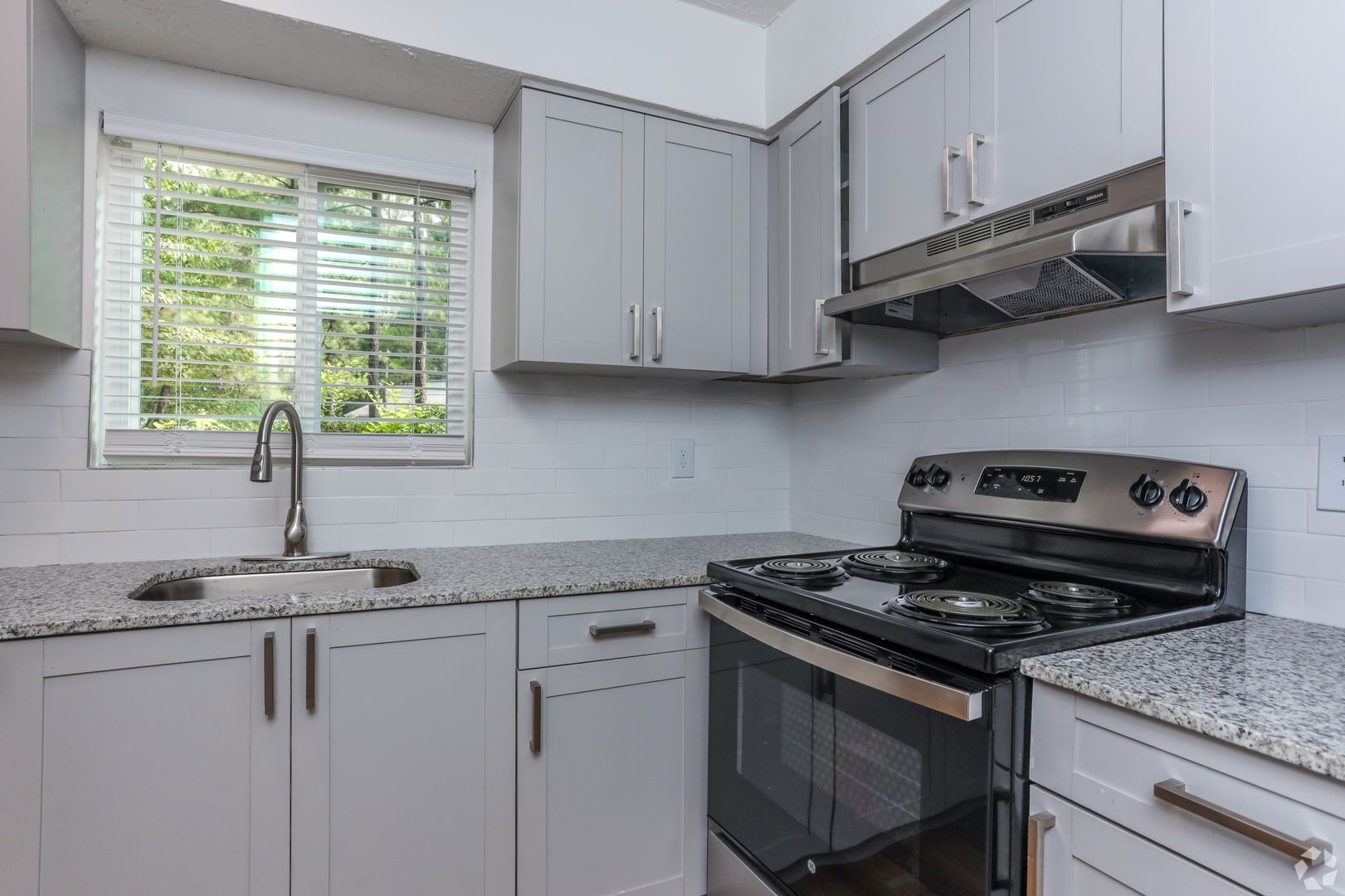 Atlanta Apartment: 2929 Landrum Dr SW