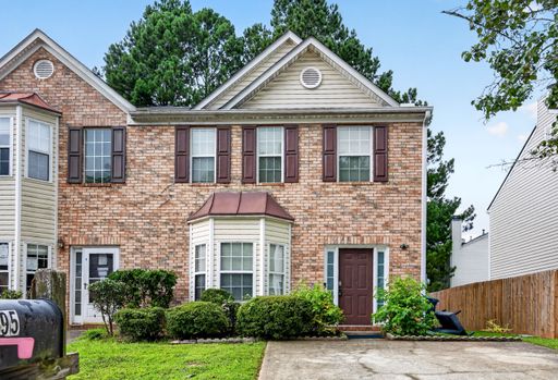 Spacious 3 Bed / 2 Bath Townhouse in Atlanta – $1,995/mo (Trash & Landscaping Included!) – photo 1