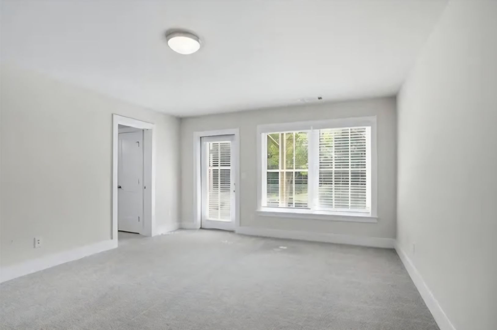Grayson Apartment: 2160 Rail Yard Ave
