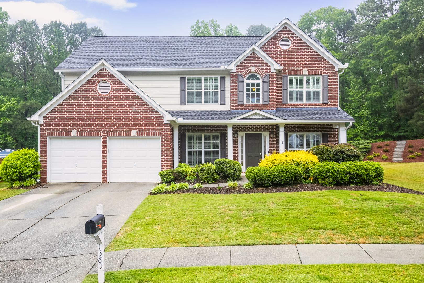 Mableton House: 1360 Silvergate Drive