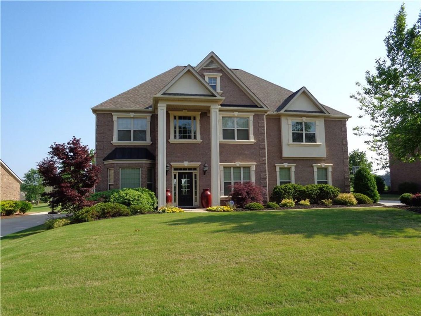 Hampton House: 4030 Rotterdam Pass