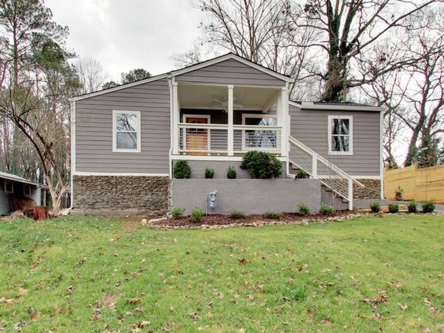 Decatur House: 2577 Dusty Lane