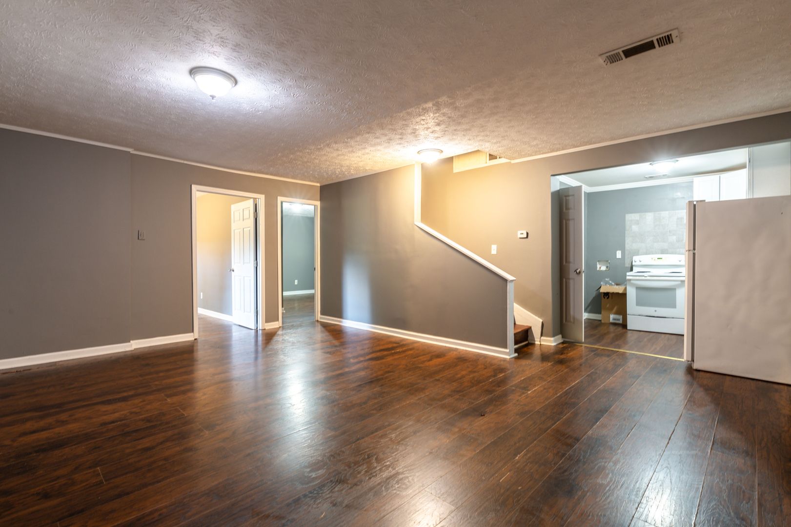 Grayson Apartment: 2502 Rosebud Rd.