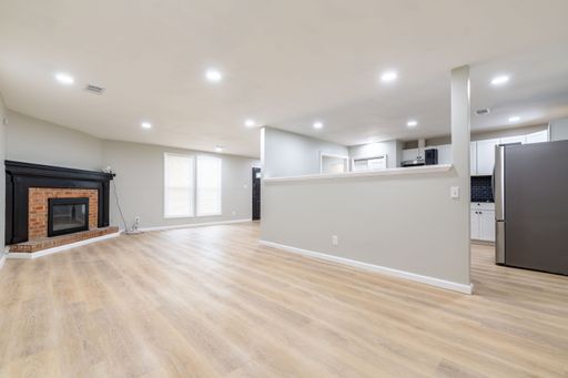Stone Mountain 3 Bed/2Ba Gem! – photo 1