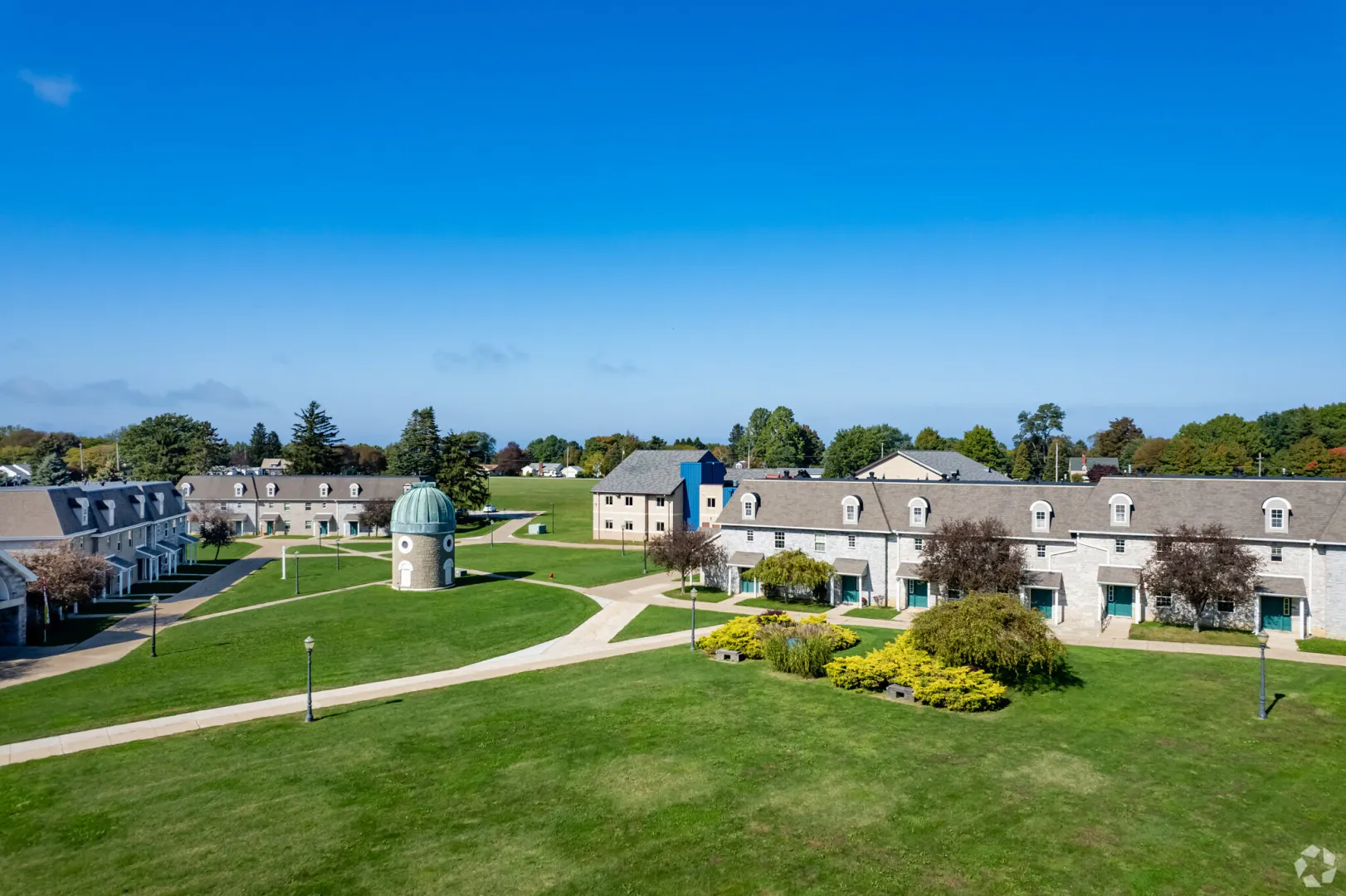 North East Apartment: 2001-2007 Pearl Street