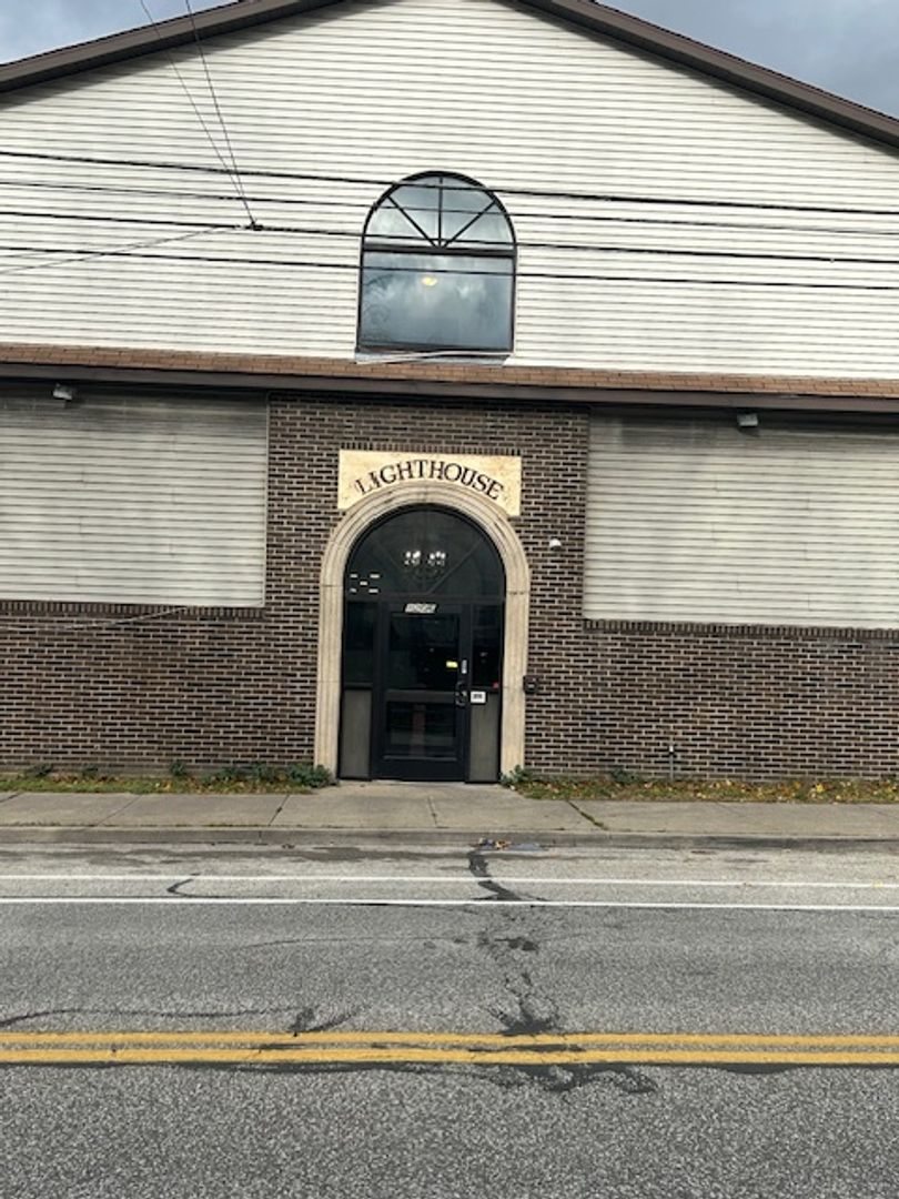 Erie Apartment: 1206 East Lake Road