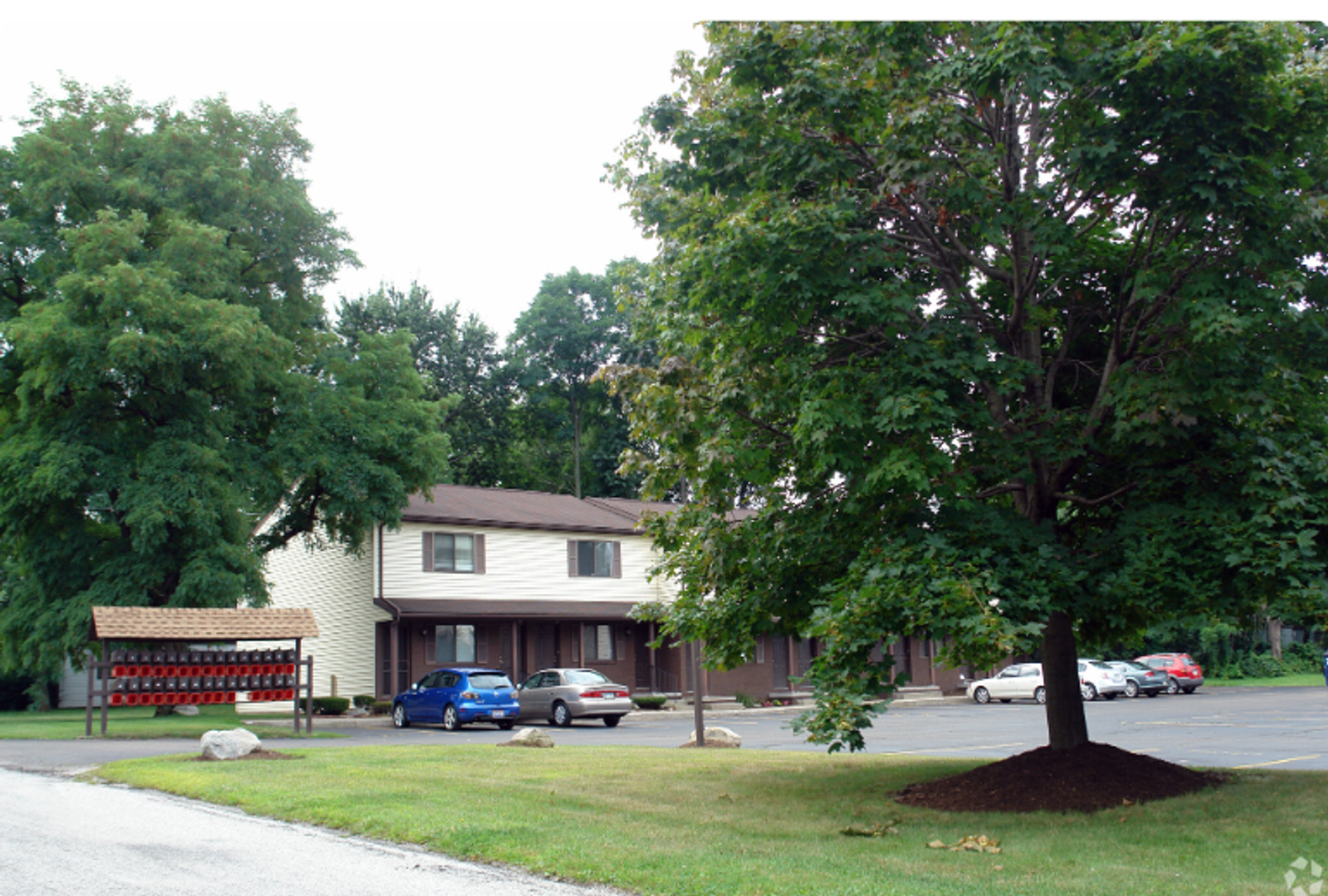 Erie Apartment: 2420 Filmore Avenue