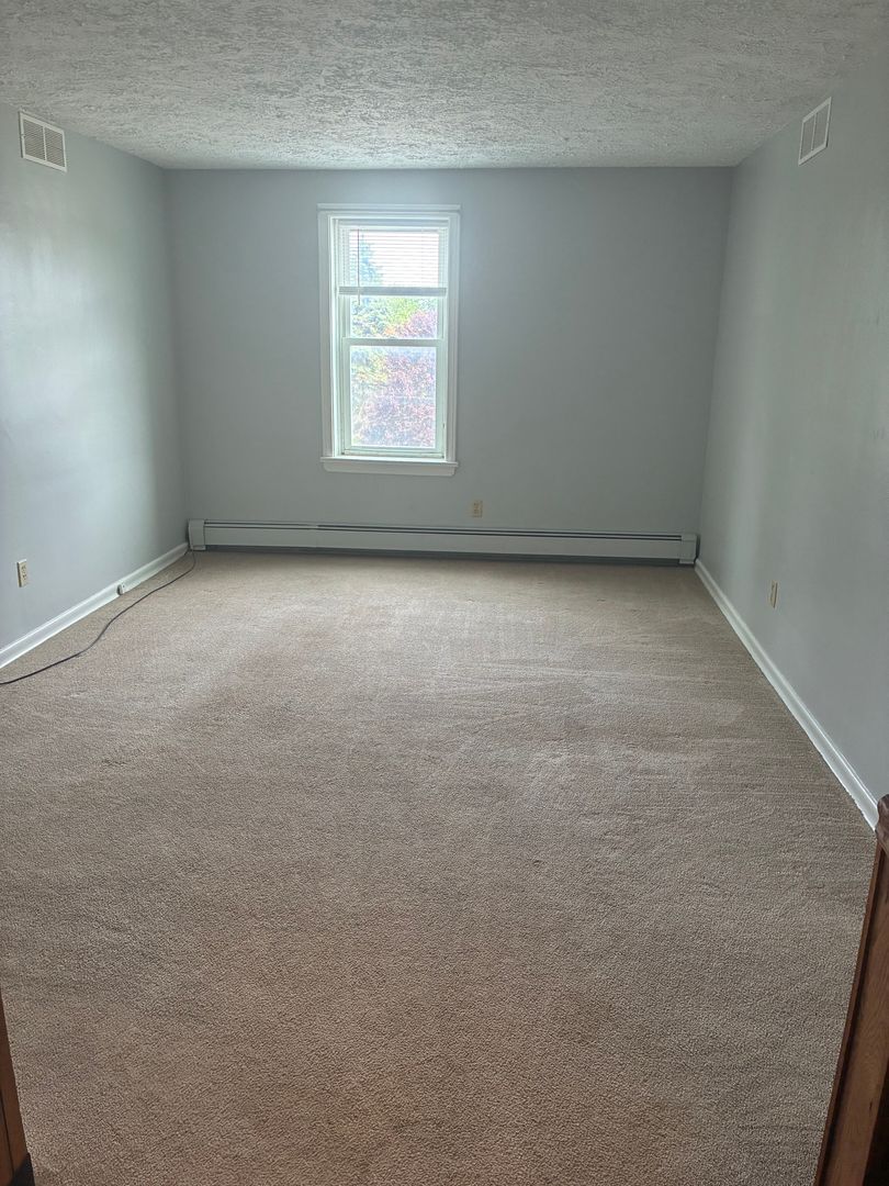 Erie Apartment: 1604-1624 West Grandview Blvd