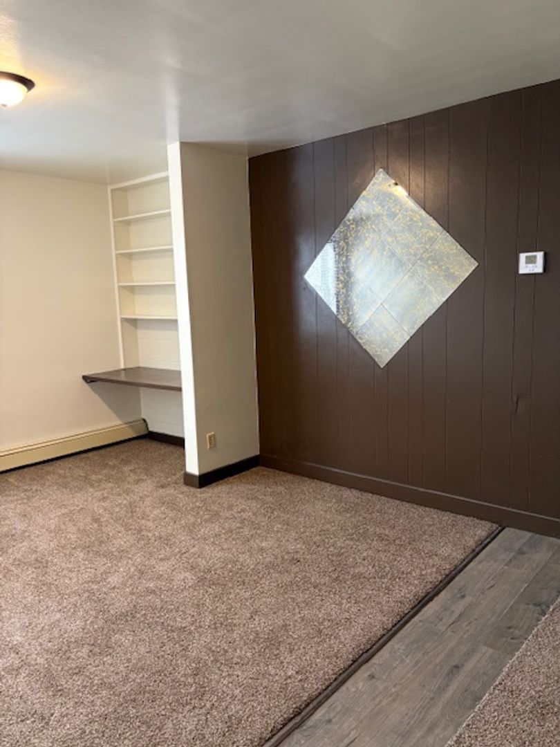 Edinboro Apartment: 116-118 Water Street