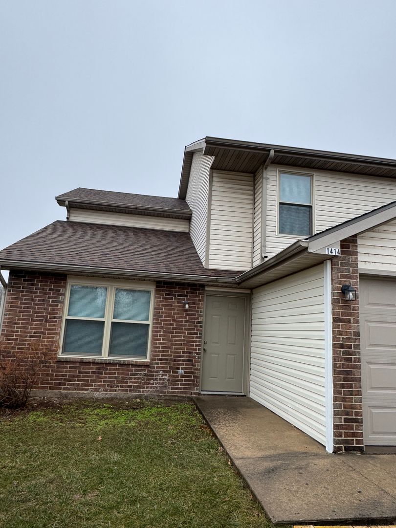 Columbia Apartment: 1412-1414 Greensboro Dr.