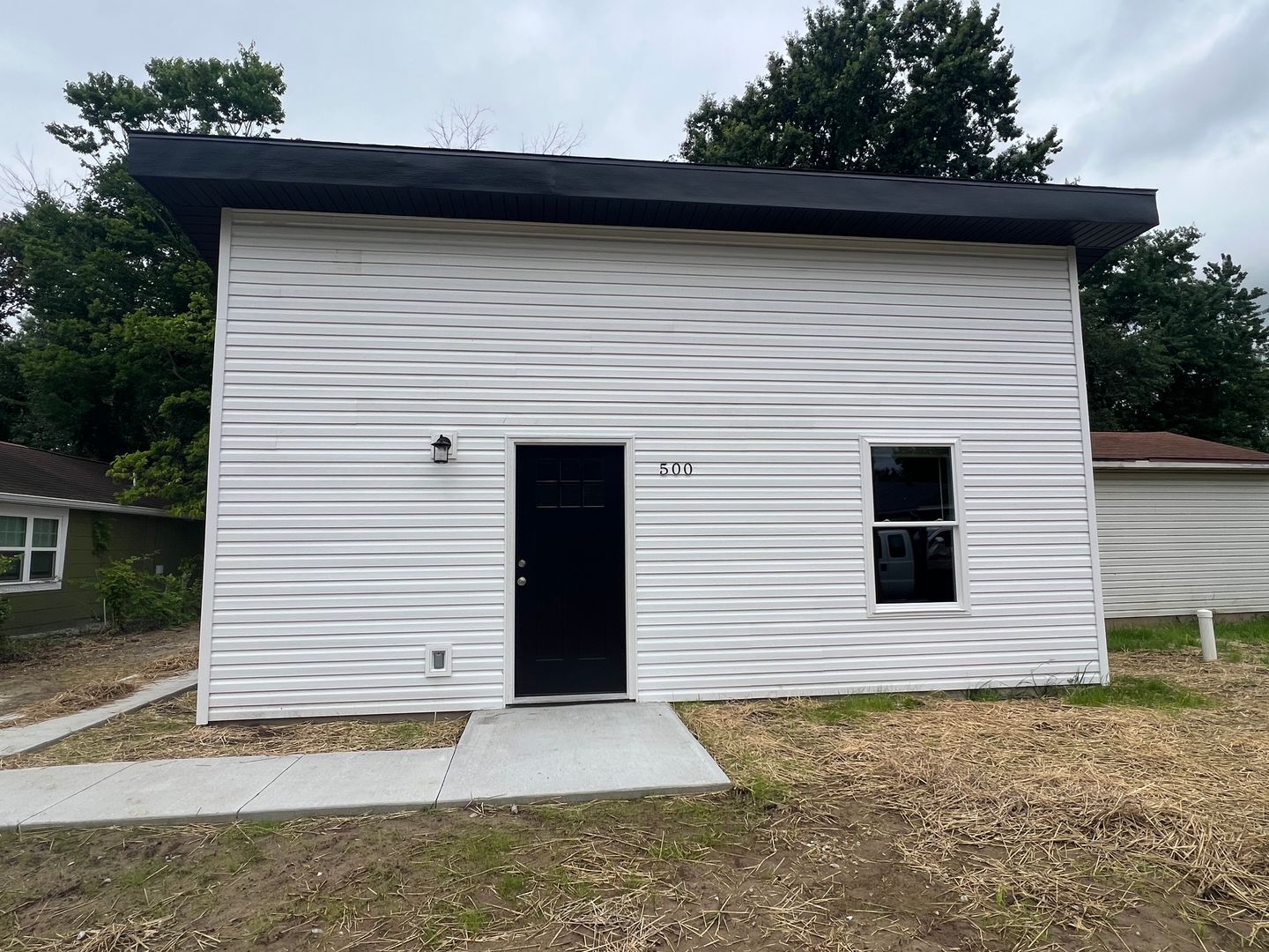 Columbia House: 500 W Worley St ADU