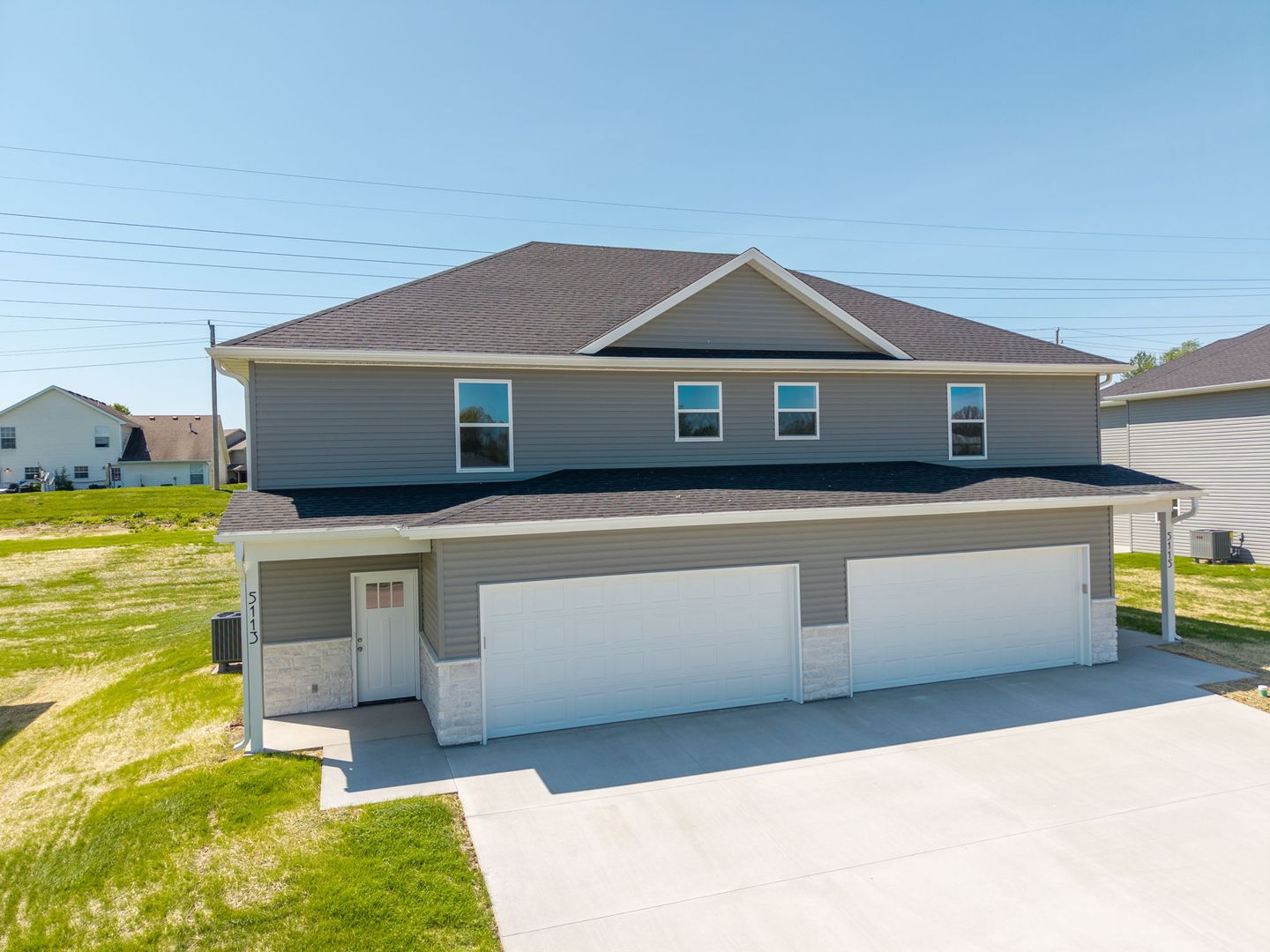 Columbia Apartment: 4919-4921 Silver Mill Dr.