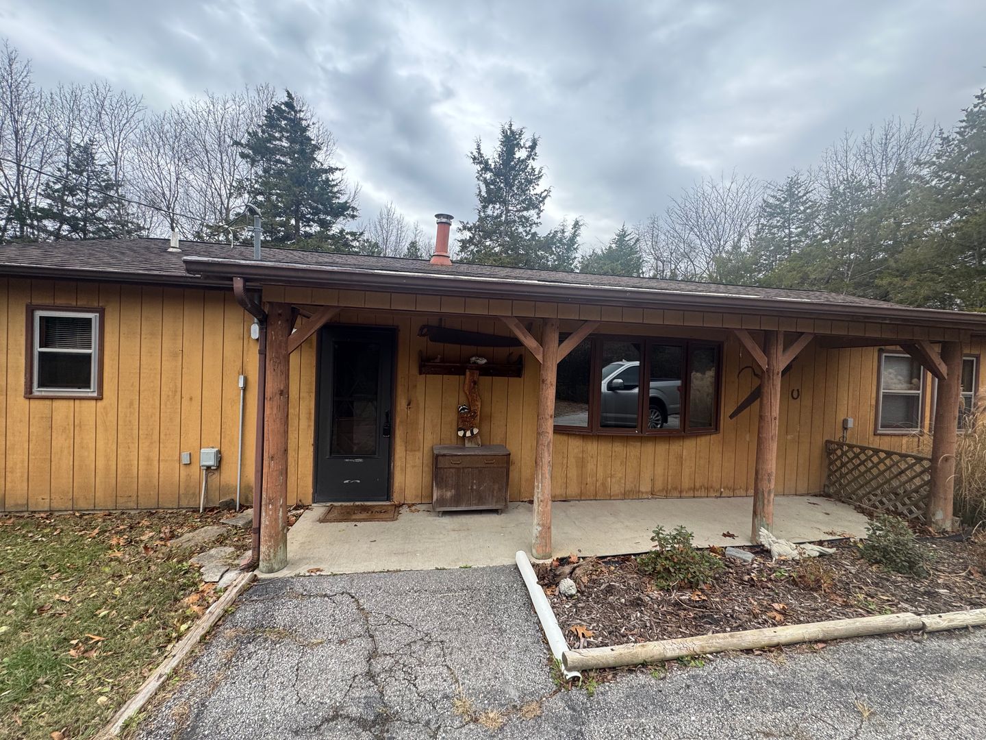 Columbia House: 5020 N. Oneal Rd.