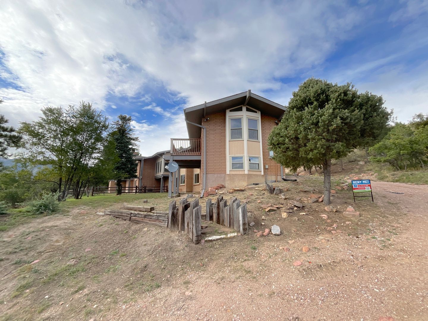 Colorado Springs House: 560 Northfield Rd