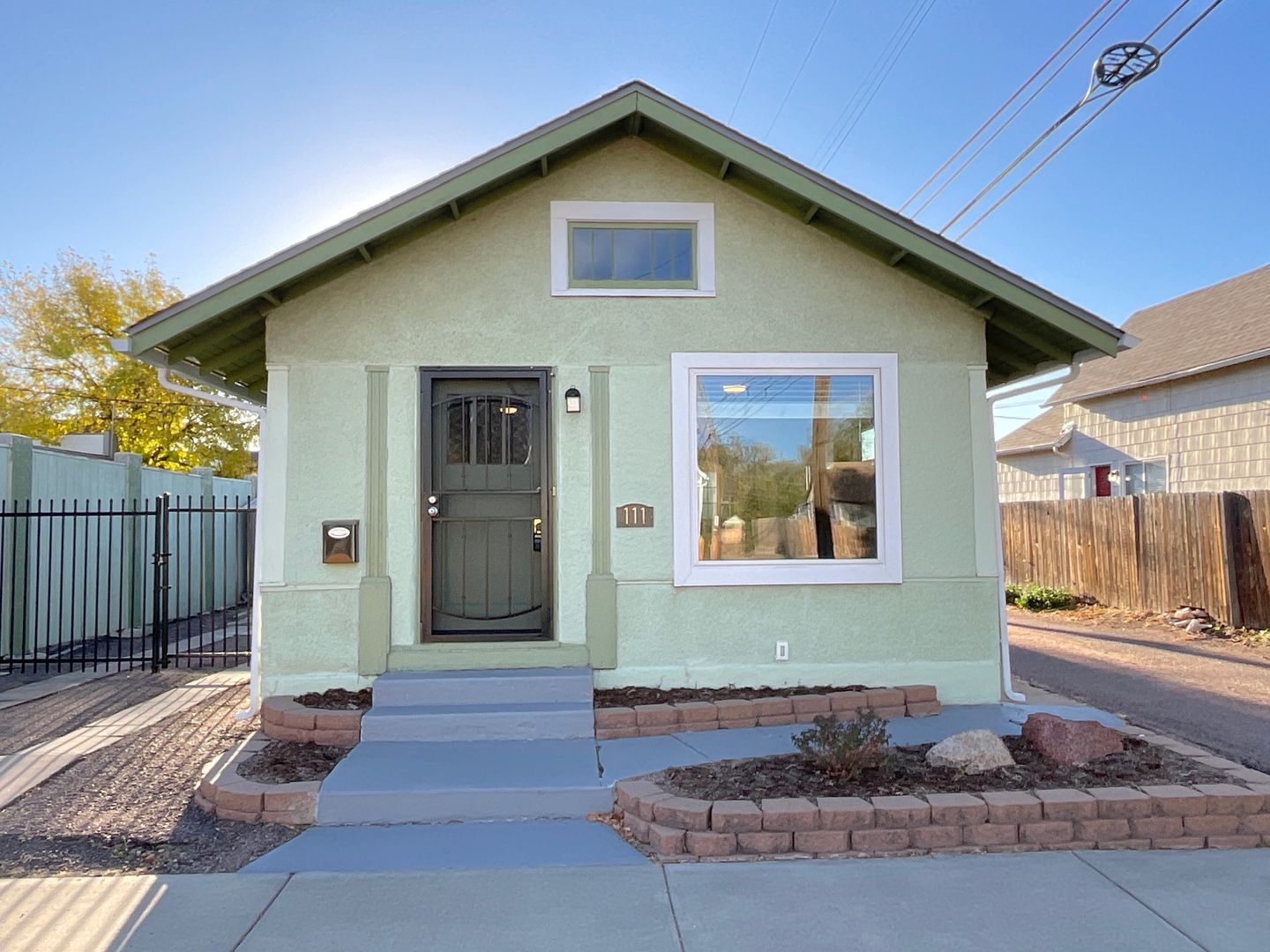 Colorado Springs House: 111 S 10th St