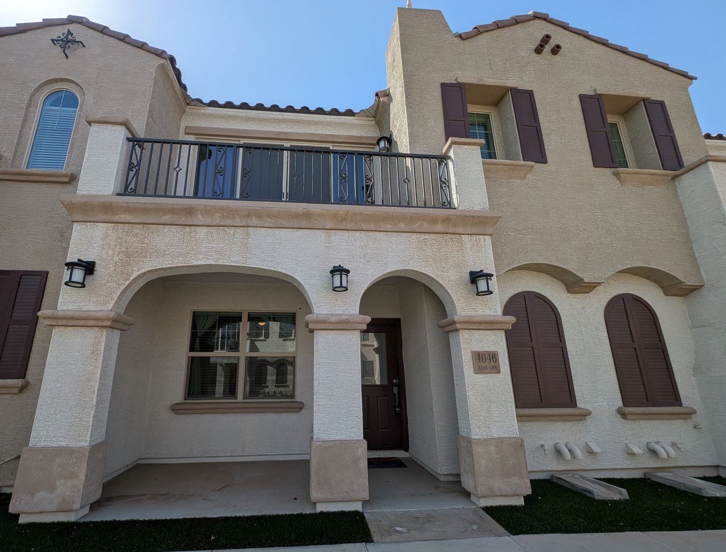 Gilbert House: 4046 E Pony Ln