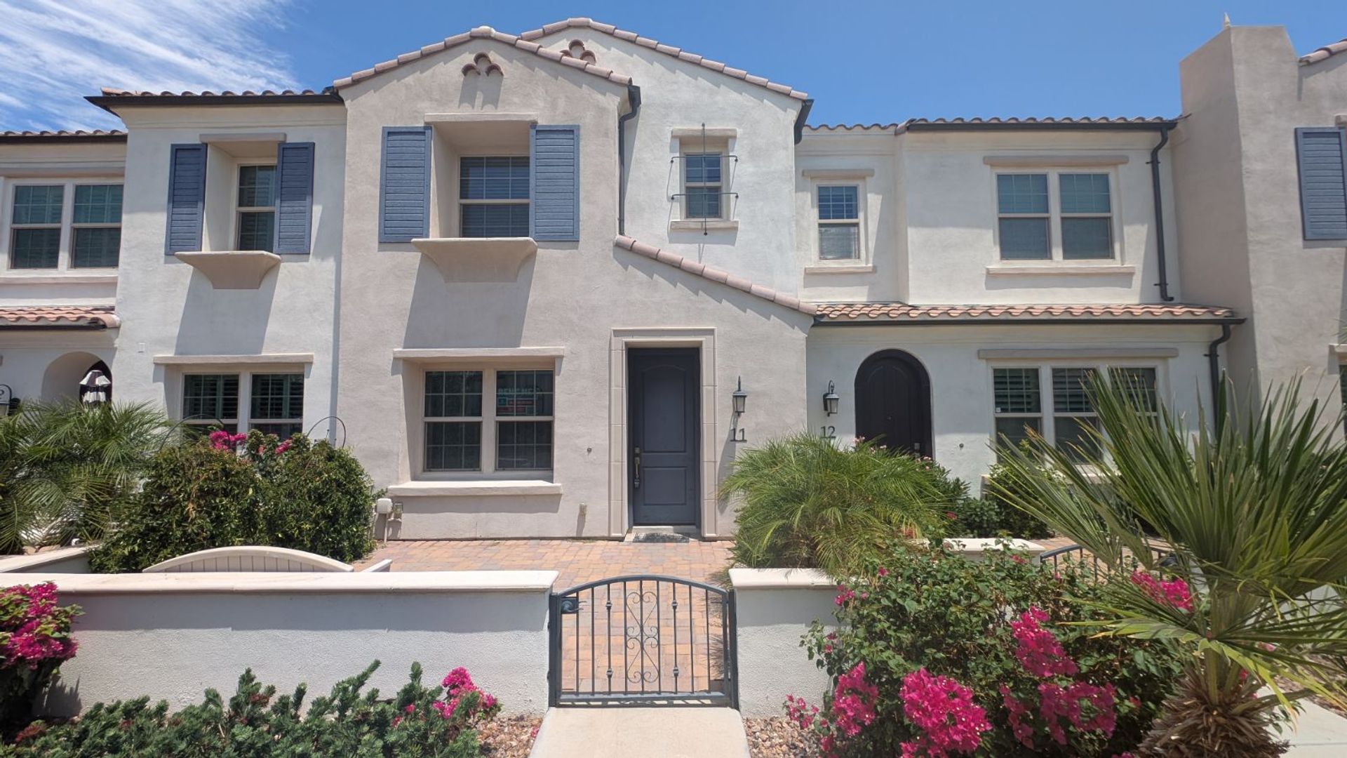 Chandler House: 2477 W Market Pl