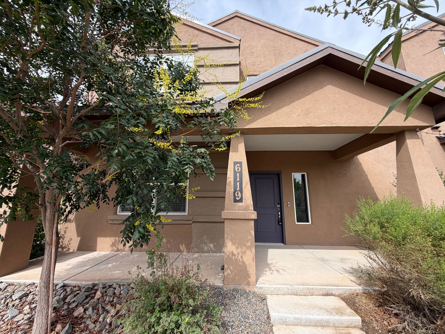 Albuquerque House: 6119 Motherwell Dr SE