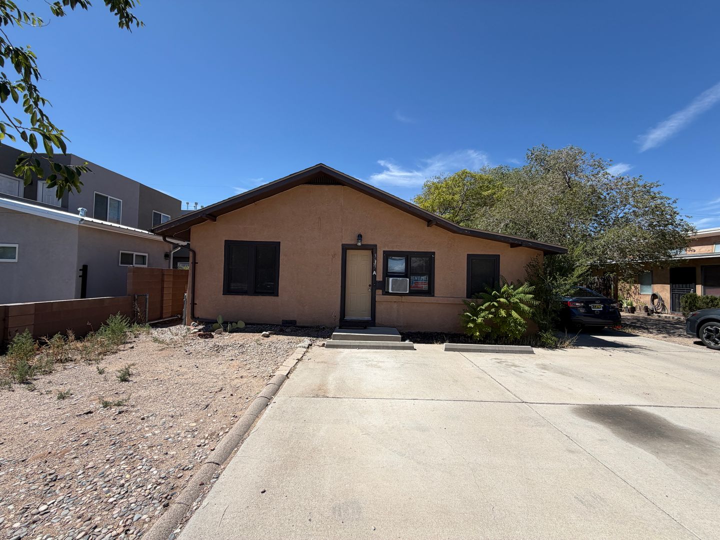 Albuquerque Apartment: 313 Cornell Drive SE
