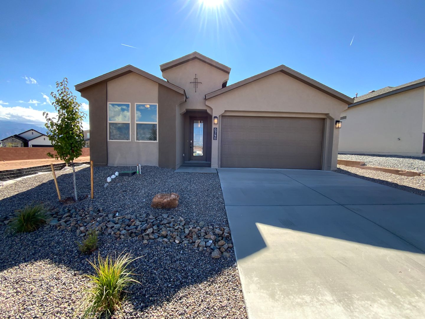 Rio Rancho House: 6746 Clayton Dr NE