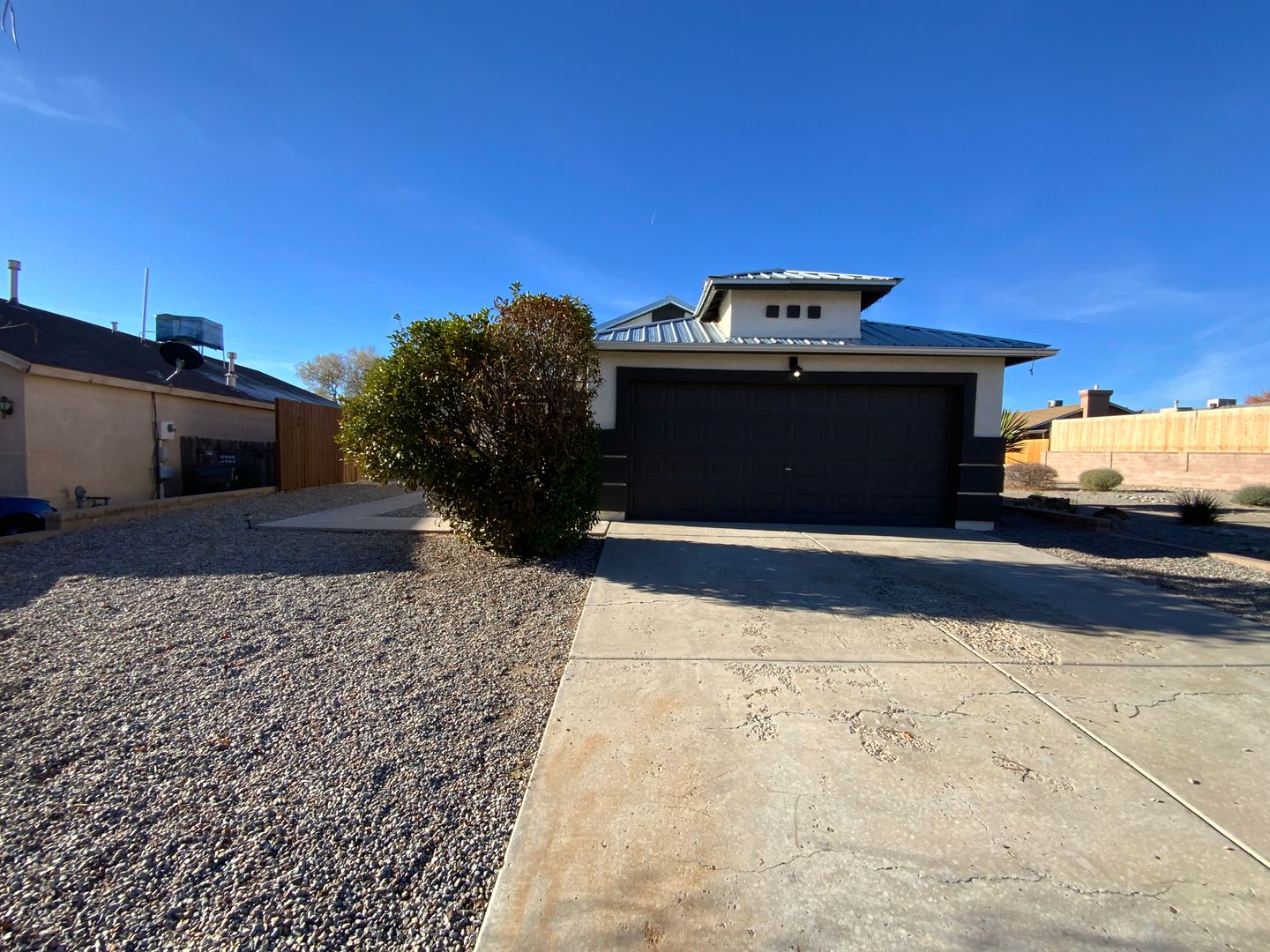 Rio Rancho House: 6944 Angela Dr NE