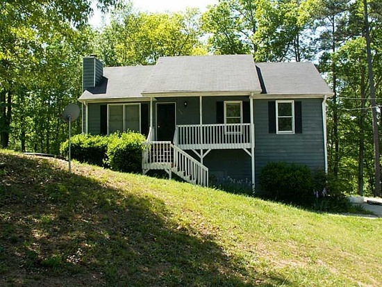 Douglasville House: 1673 Independence Dr.