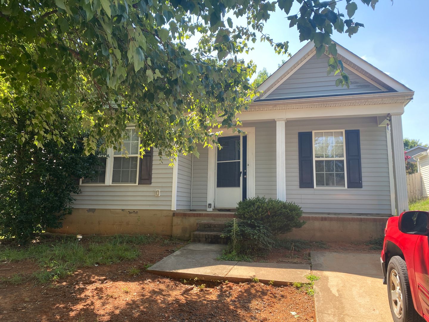 Charlotte House: 1506 Majestic Meadow Dr